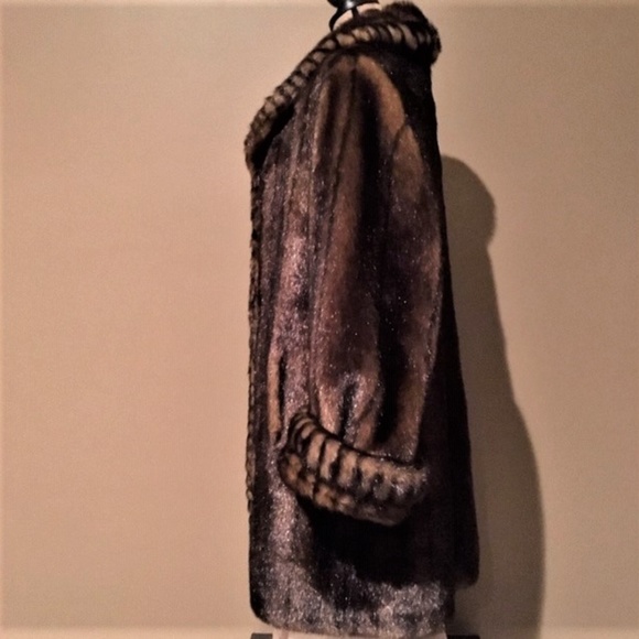 Scandinavian Art Deco Fall Winter Coat Soft Classic Faux Fur 1940’s 40’s Style - Picture 5 of 8